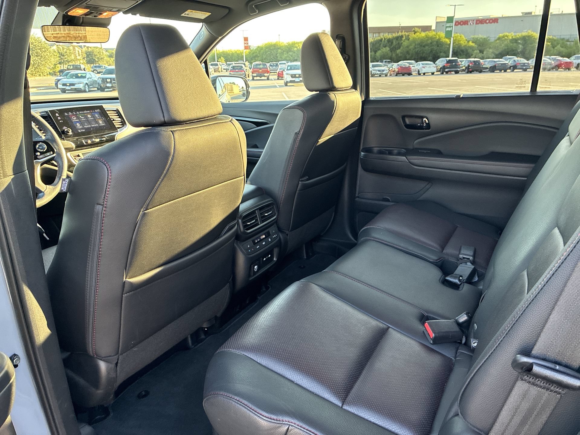 Certified 2024 Honda Passport Black Edition image 21