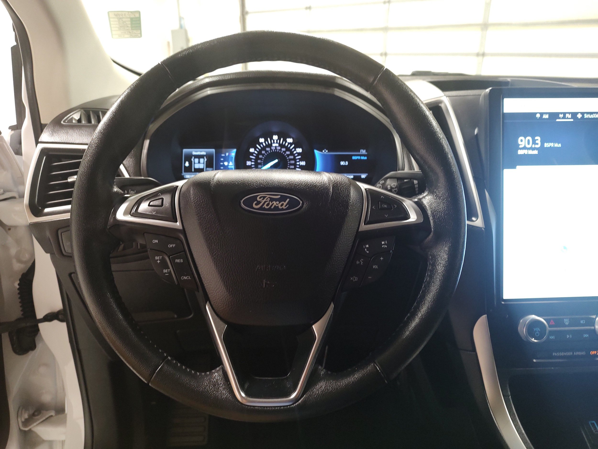Used 2024 Ford Edge SEL AWD/4WD image 5