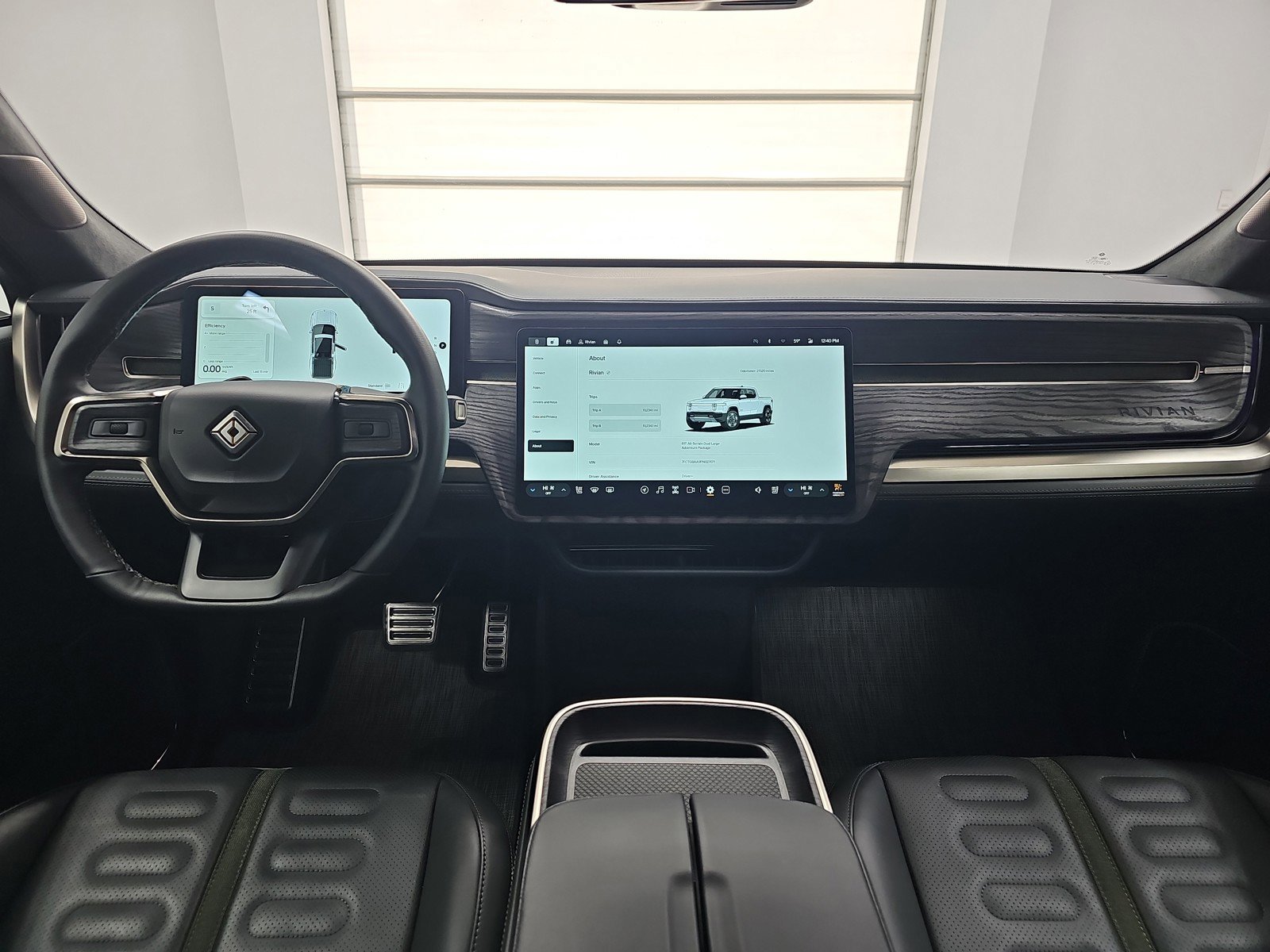 Used 2023 Rivian R1T Adventure image 25