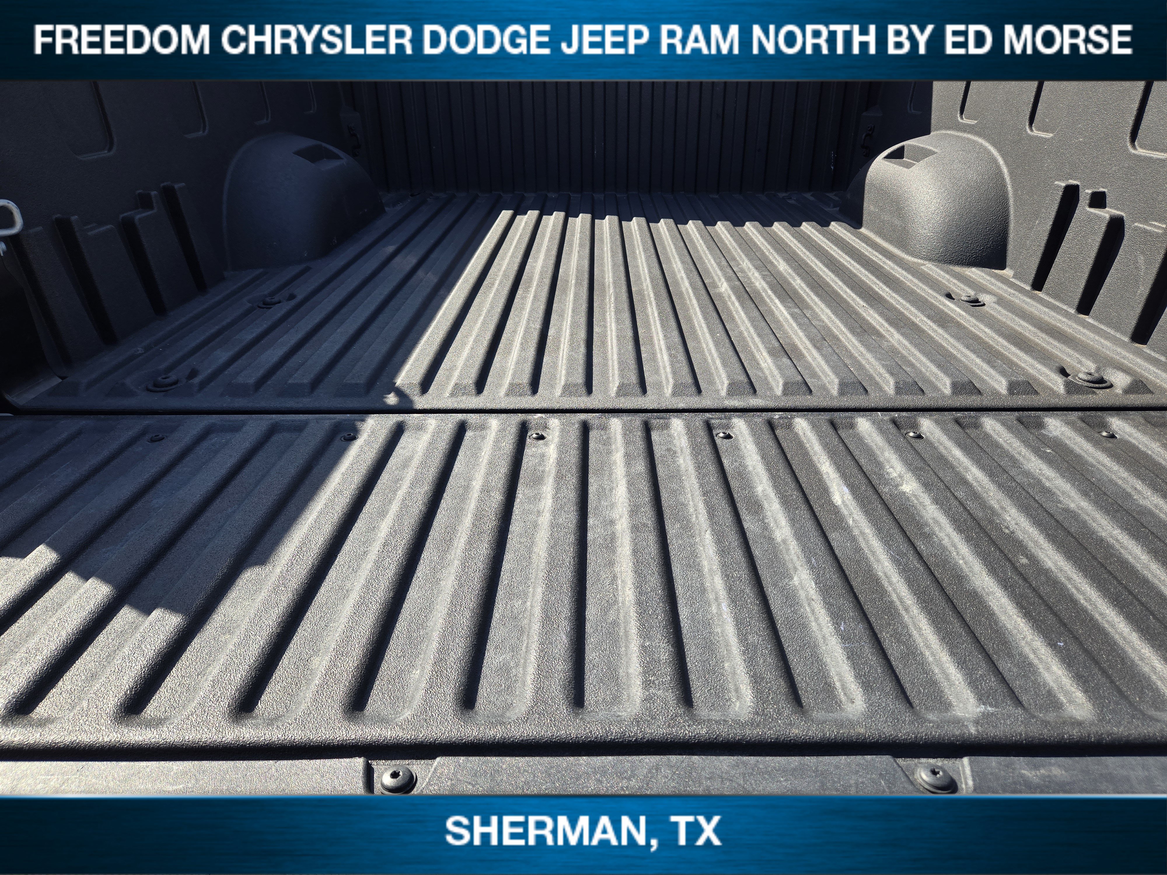 Used 2025 Toyota Tundra Platinum AWD/4WD image 23