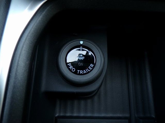 New 2025 Ford Expedition Active AWD/4WD image 34