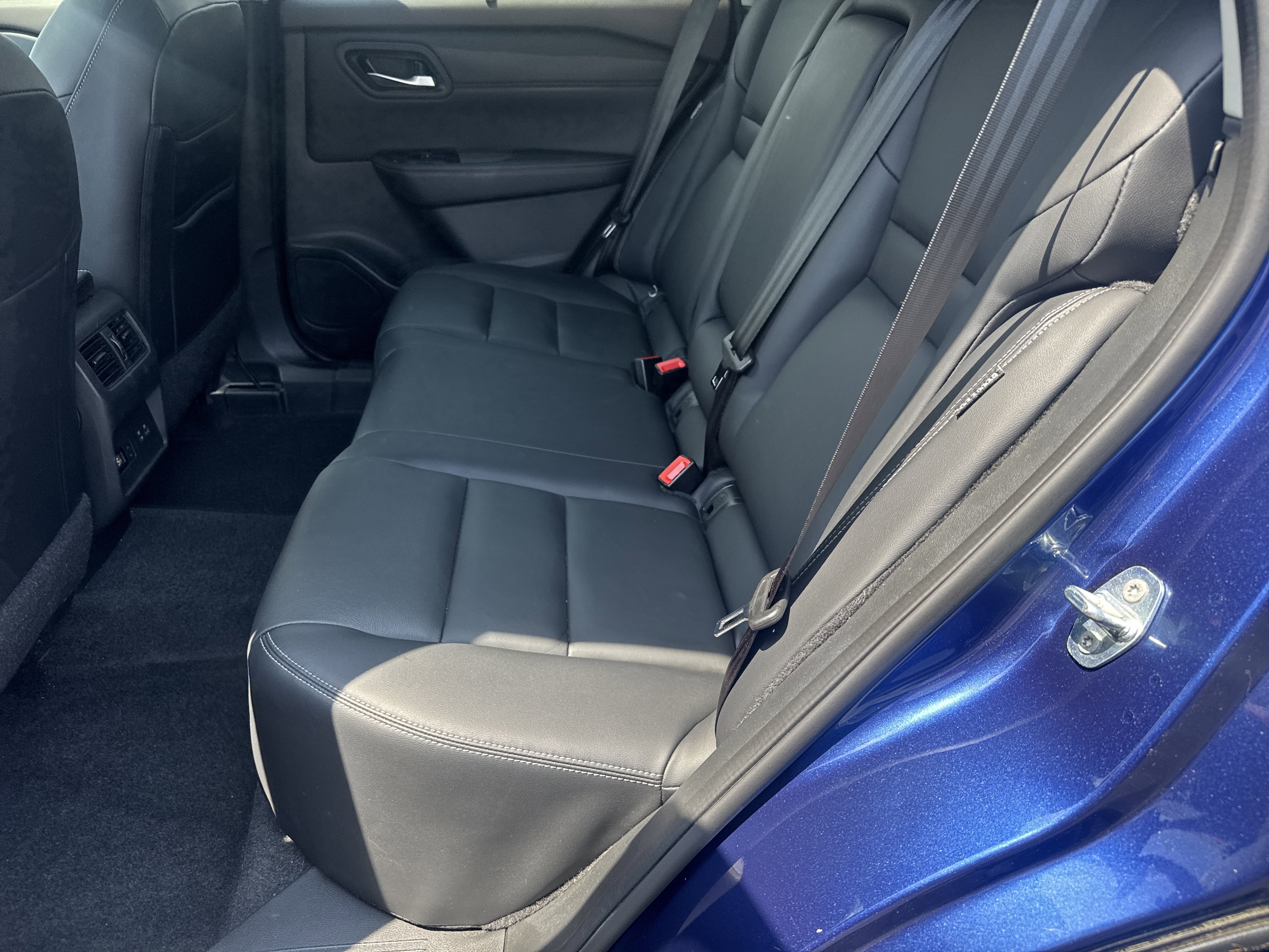 Used 2023 Nissan Rogue SL w/ SL Premium Package AWD/4WD image 13