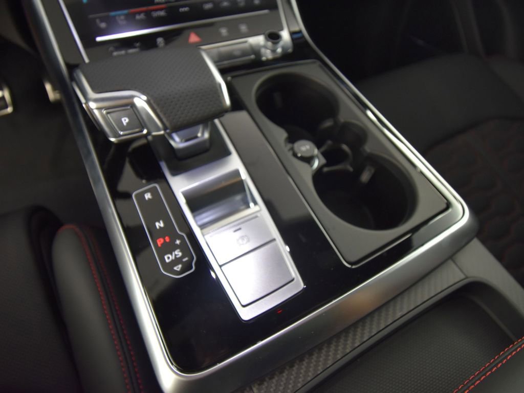 New 2025 Audi RS Q8 performance image 20