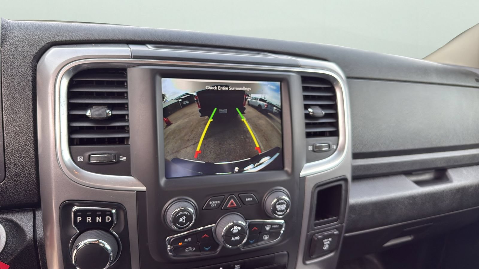 Used 2023 RAM 1500 Classic SLT AWD/4WD image 18