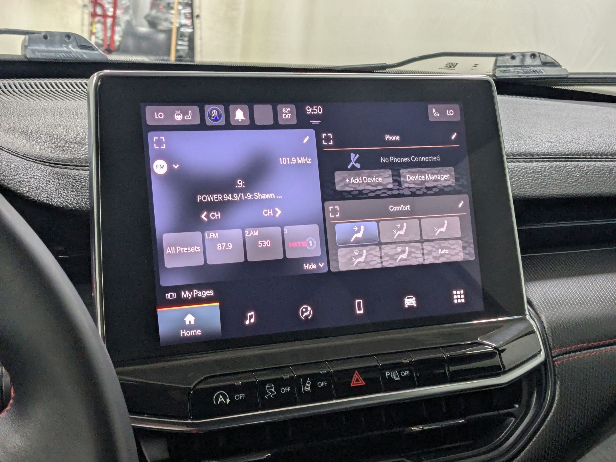 Used 2023 Jeep Compass Trailhawk w/ Trailhawk Convenience Group AWD/4WD image 15