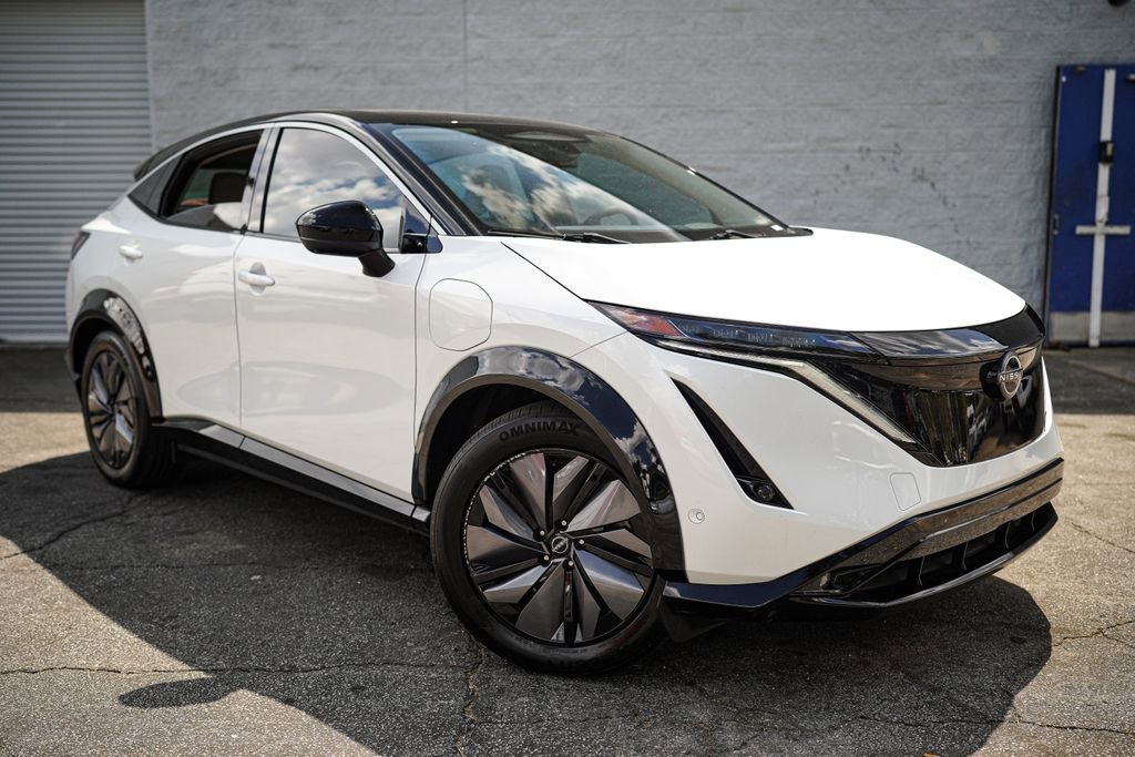 Used 2023 Nissan Ariya FWD image 8