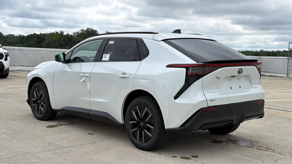 New 2026 Toyota bZ FWD image 3