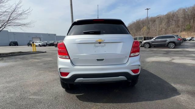 Used 2019 Chevrolet Trax LT w/ LT Convenience Package image 7