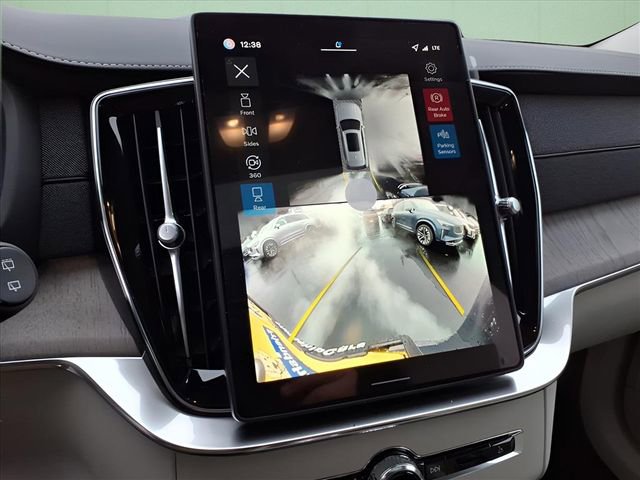 New 2026 Volvo XC90 T8 Ultra w/ Protection Package Premier image 21