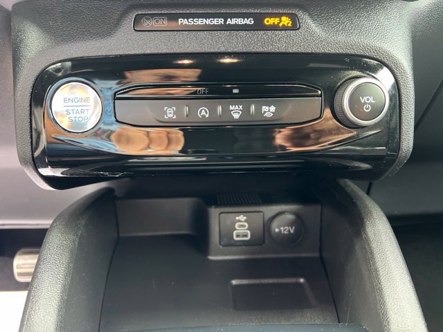 Used 2024 Ford Escape ST-Line w/ Tech Pack #1 AWD/4WD image 28