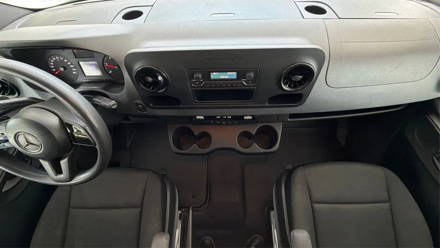 Used 2021 Mercedes-Benz Sprinter 2500 image 17