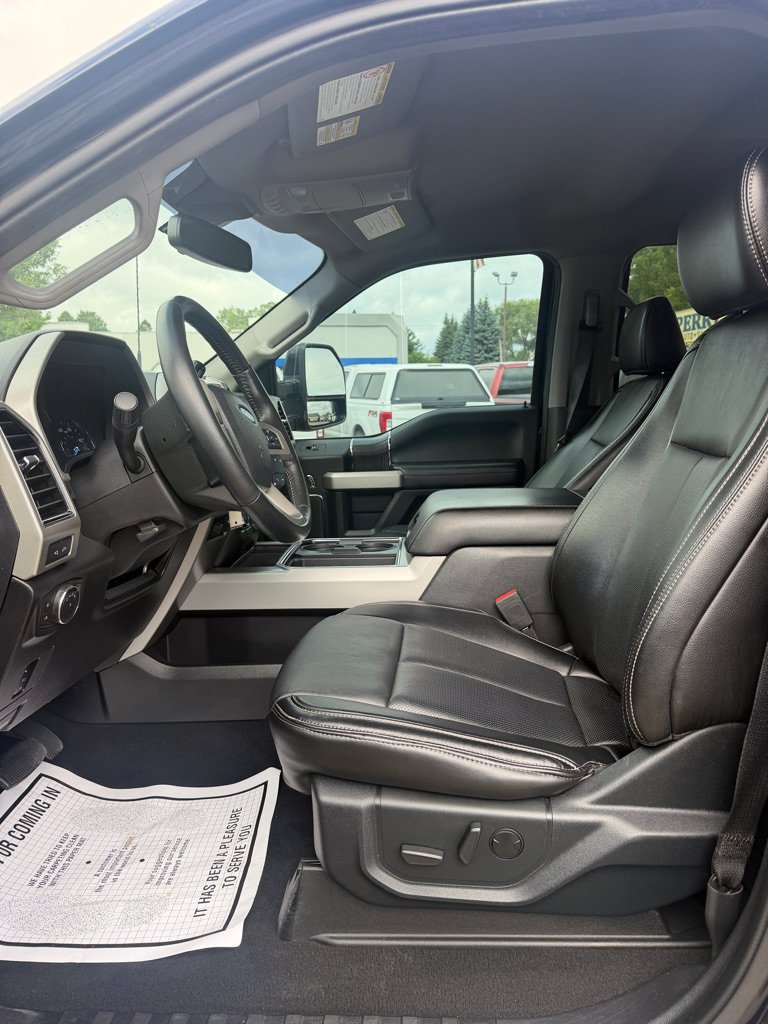 Used 2021 Ford F250 Lariat w/ Lariat Value Package AWD/4WD image 18