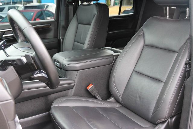 Used 2025 Chevrolet Tahoe Z71 image 13