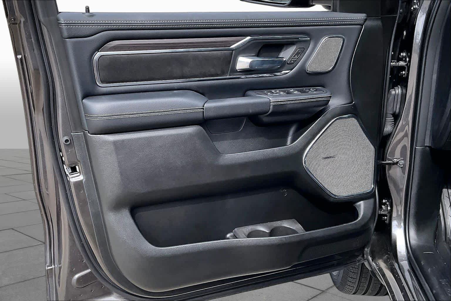 New 2027 RAM 1500 Laramie AWD/4WD image 10