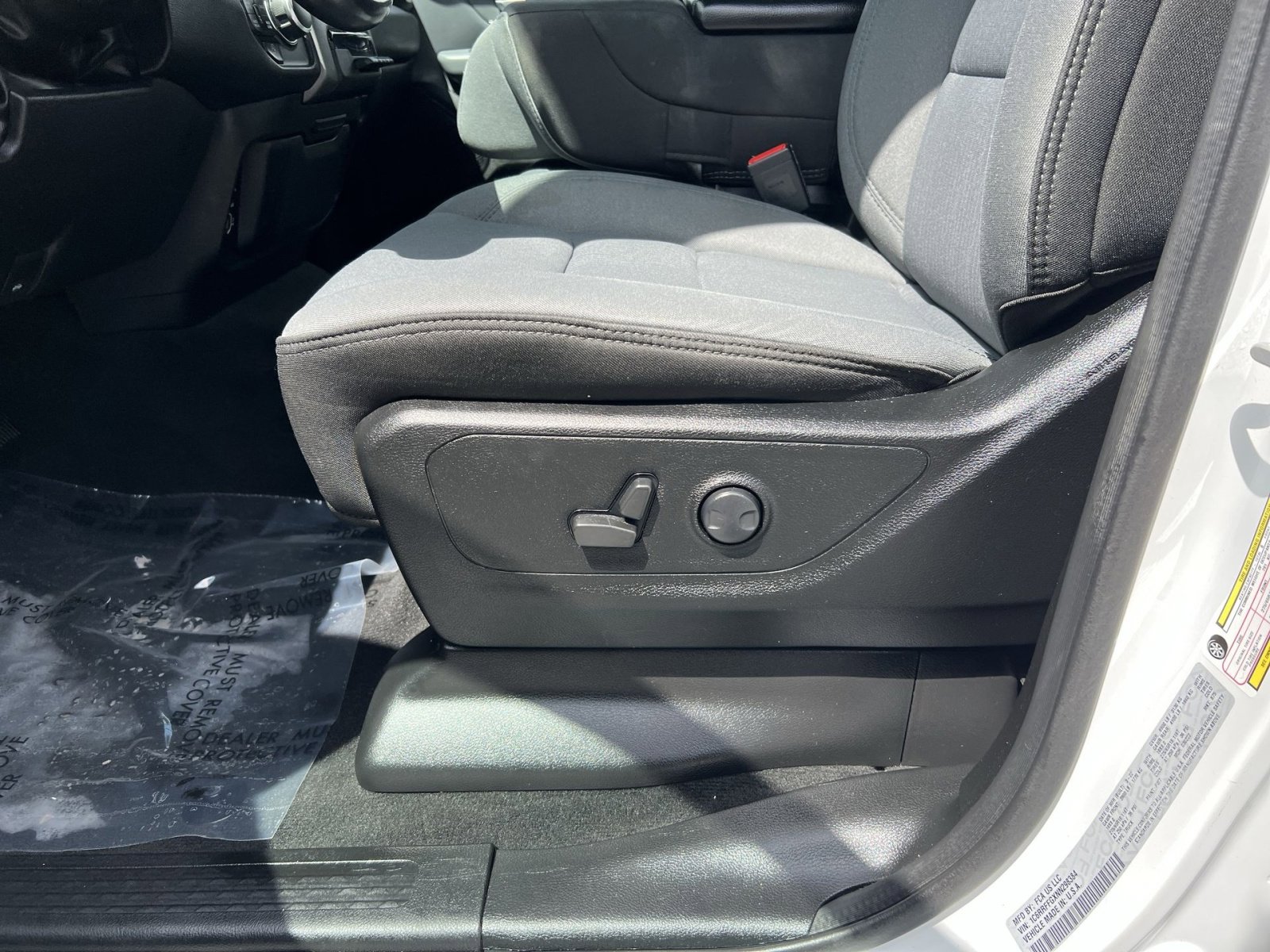 Used 2022 RAM 1500 Big Horn AWD/4WD image 22