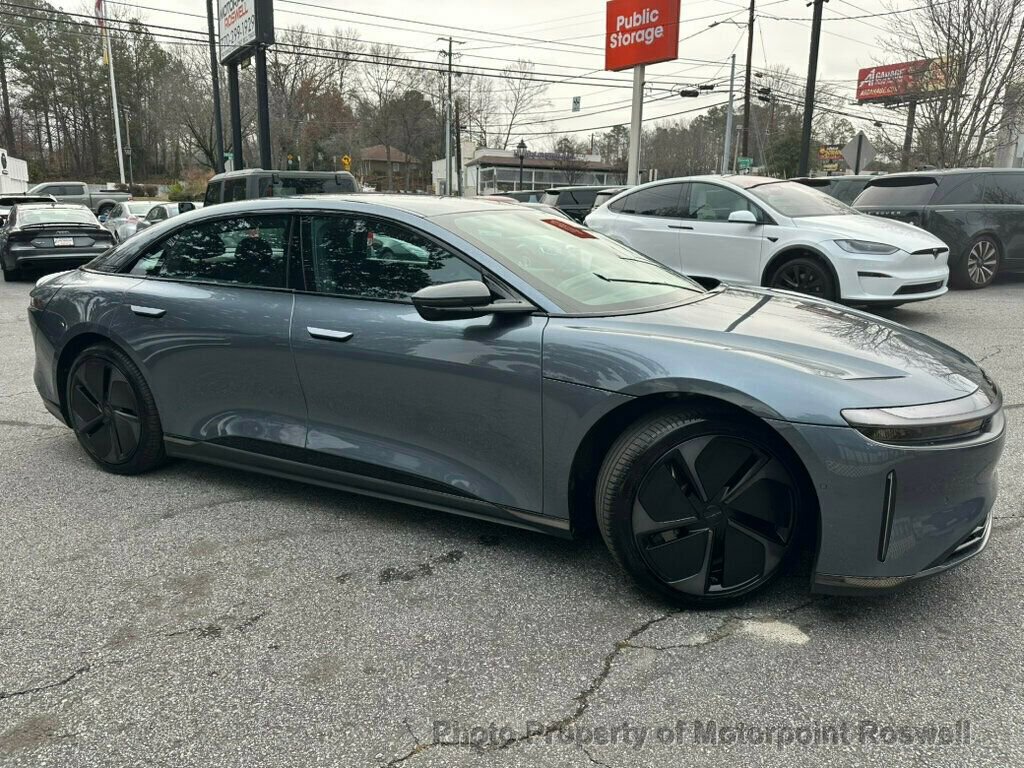 Used 2024 Lucid Air Pure image 2