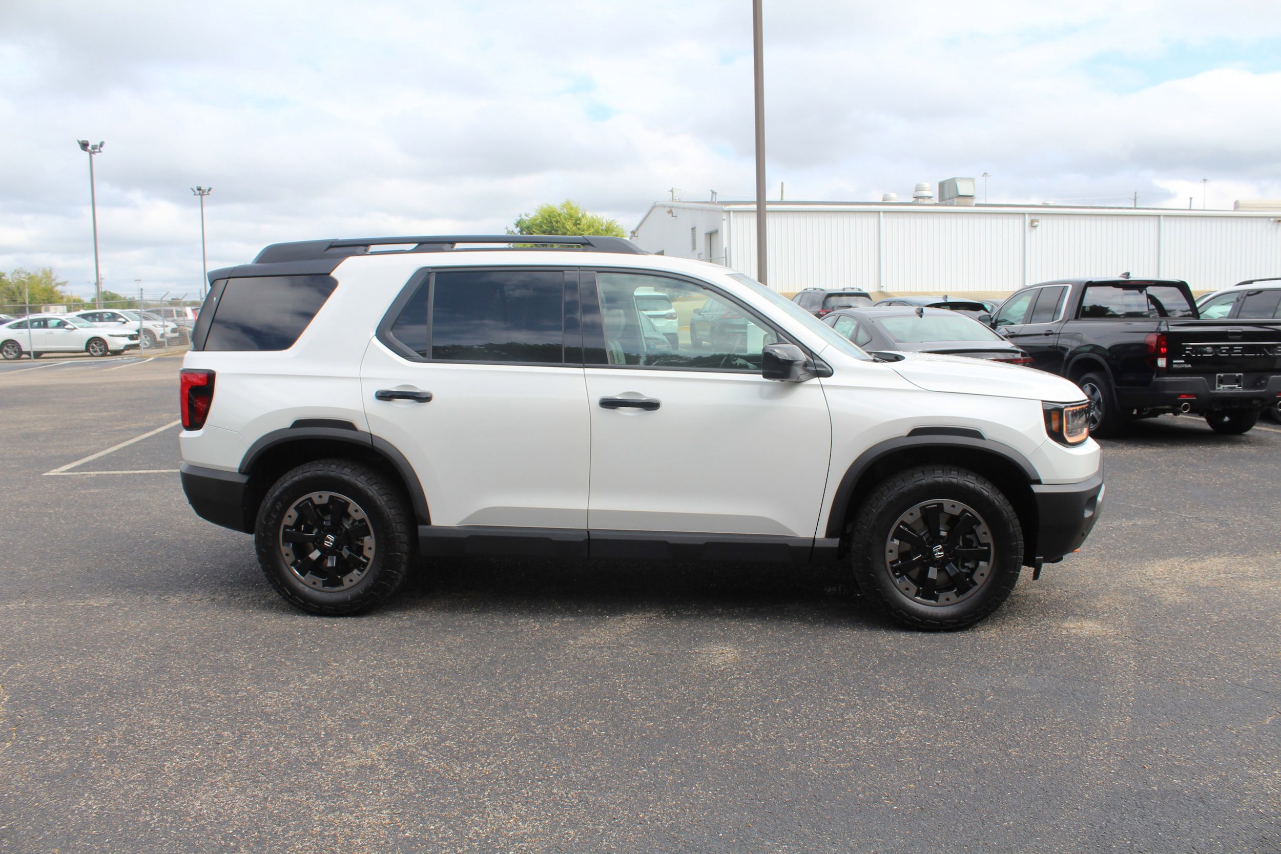 New 2026 Honda Passport TrailSport Elite image 3
