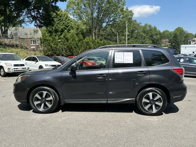 Used 2017 Subaru Forester 2.5i Premium w/ All-Weather Package AWD/4WD image 2