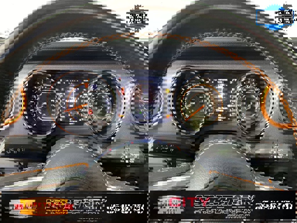 Used 2023 Jeep Gladiator Mojave w/ Trailer Tow Package image 18