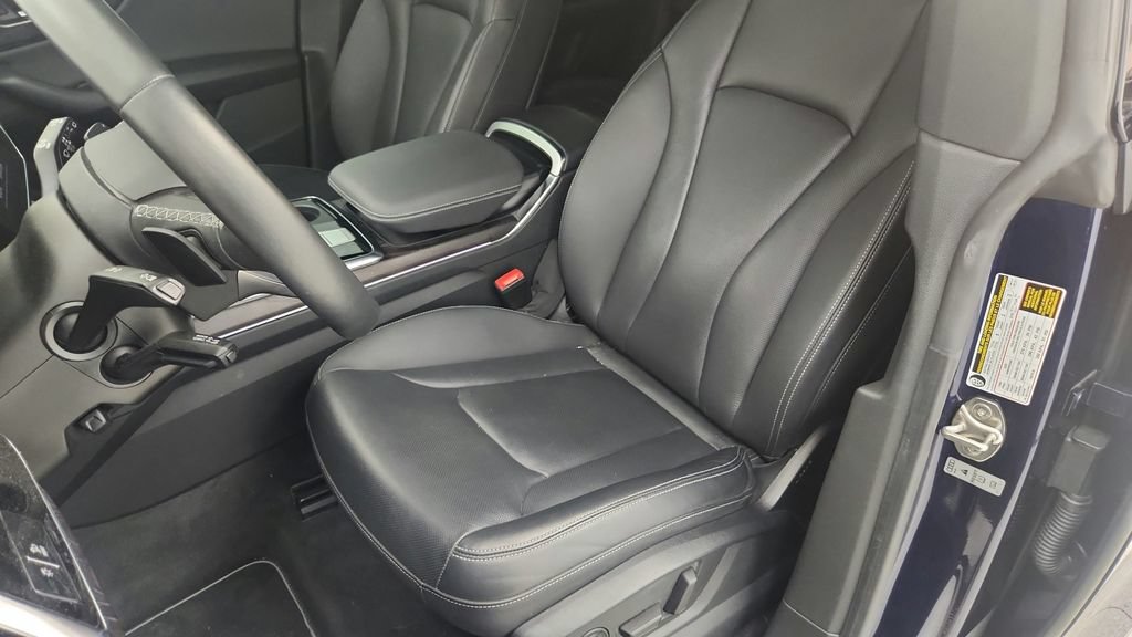 Used 2021 Audi Q8 Prestige w/ Prestige Package AWD/4WD image 28
