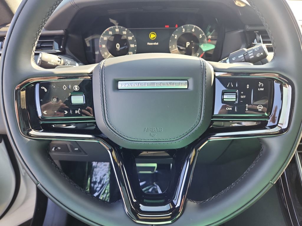Certified 2026 Land Rover Range Rover Velar Dynamic SE AWD/4WD image 18