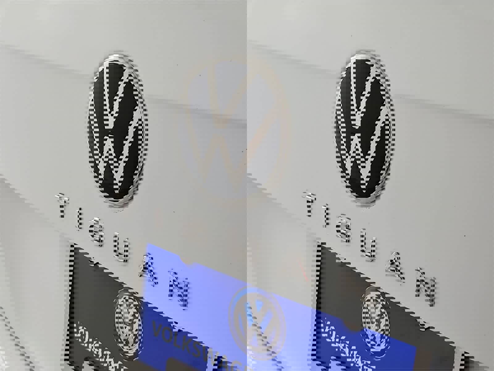 Certified 2022 Volkswagen Tiguan SE image 12