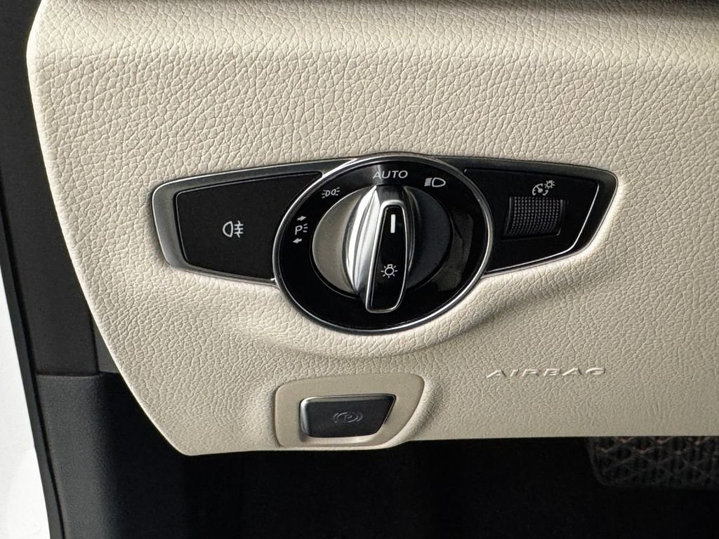 Used 2023 Mercedes-Benz E 350 Sedan image 28