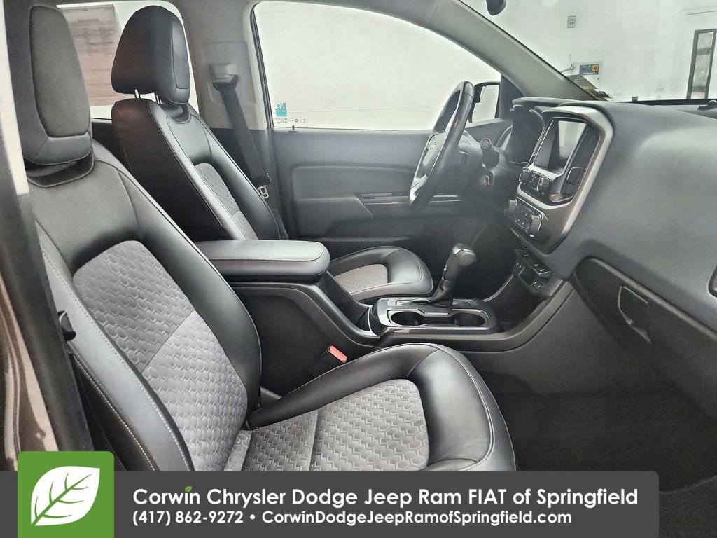 Used 2017 Chevrolet Colorado Z71 image 32