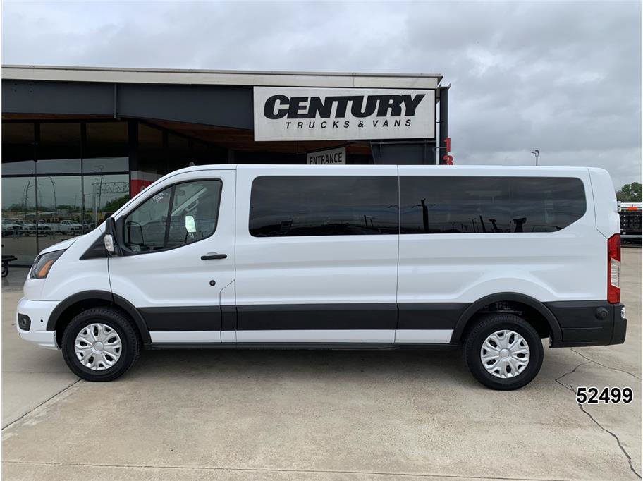 Used 2024 Ford Transit 350 XLT RWD image 4