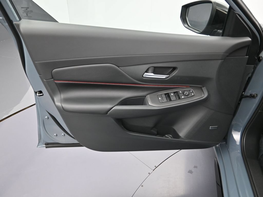 New 2026 Nissan Sentra SR w/ SR Premium Package FWD image 10