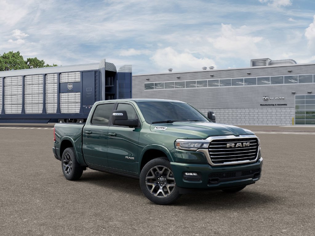 New 2027 RAM 1500 Laramie AWD/4WD image 5