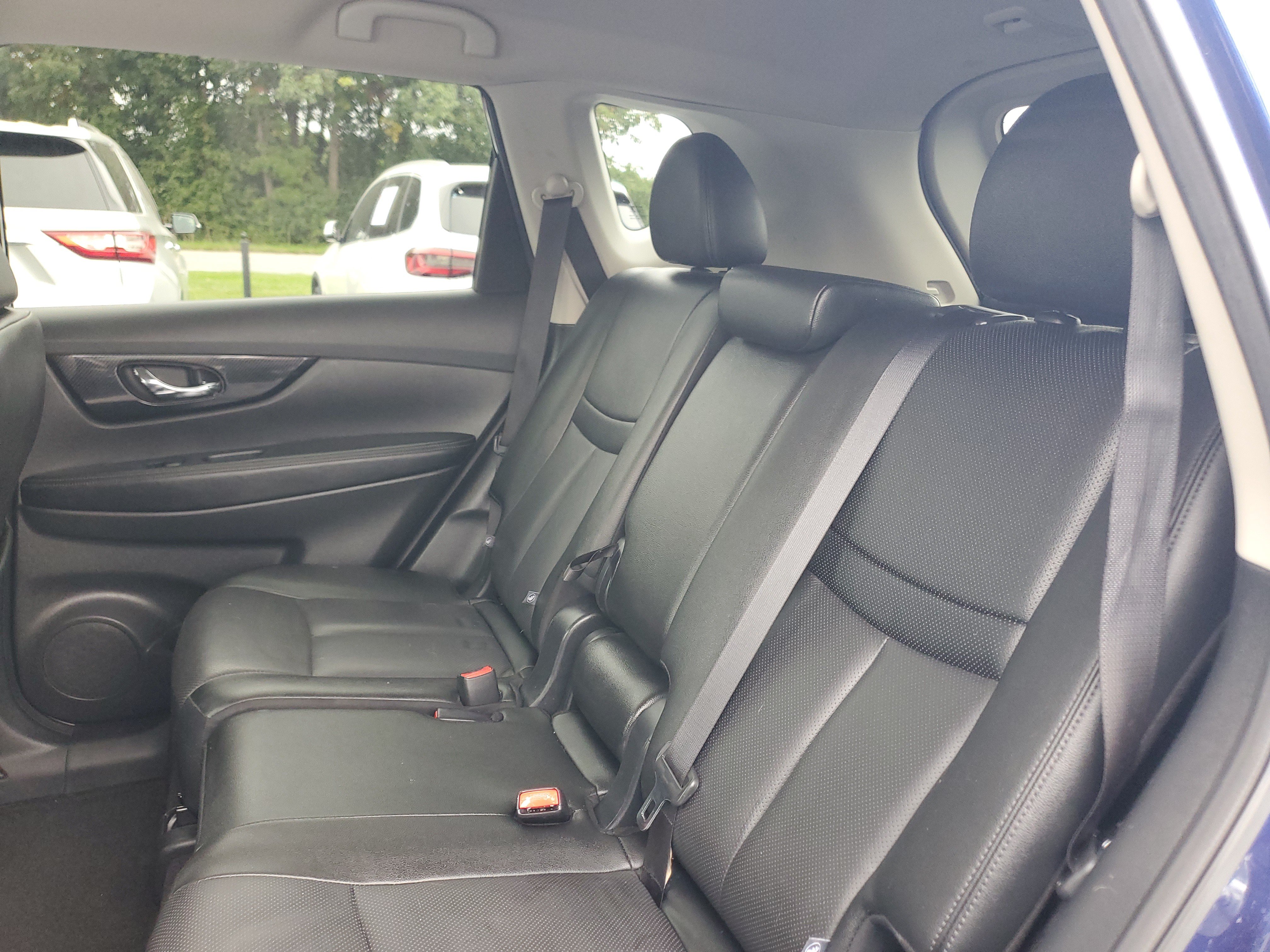 Used 2020 Nissan Rogue SL AWD/4WD image 11