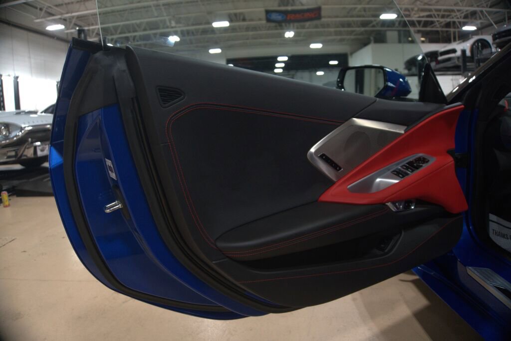 Used 2023 Chevrolet Corvette Stingray Convertible w/ Battery Protection Package image 30