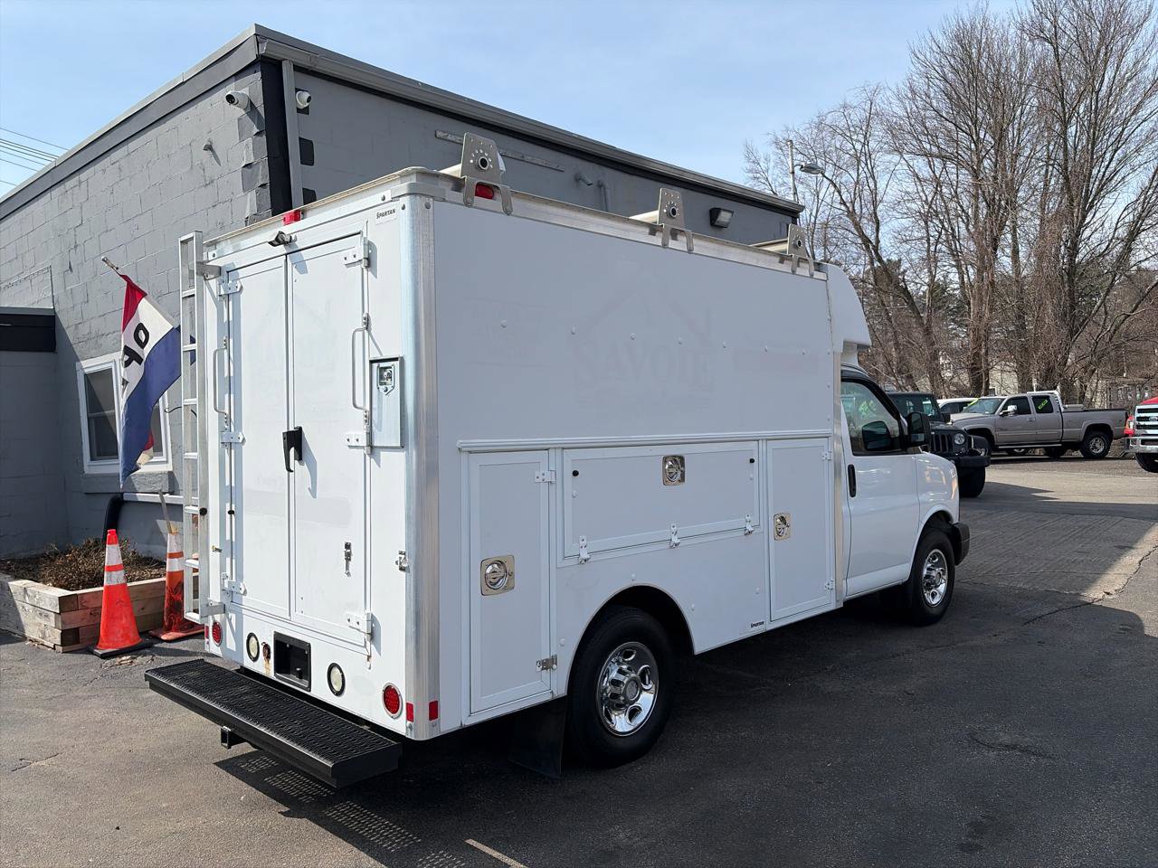 Used 2013 Chevrolet Express 3500 RWD image 7