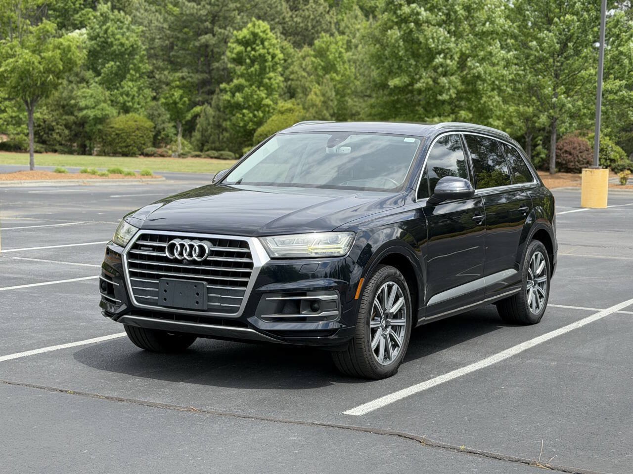 Used 2017 Audi Q7 3.0T Prestige w/ Prestige Package AWD/4WD image 3