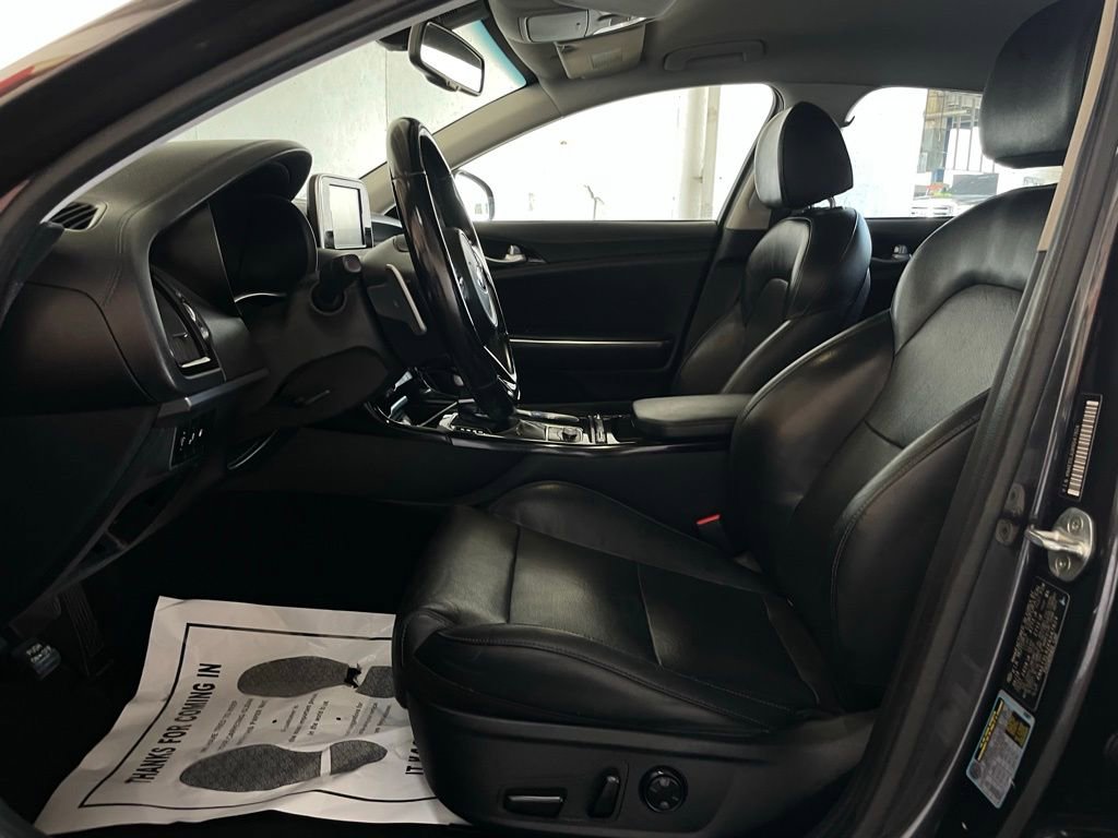 Used 2019 Kia Stinger image 10