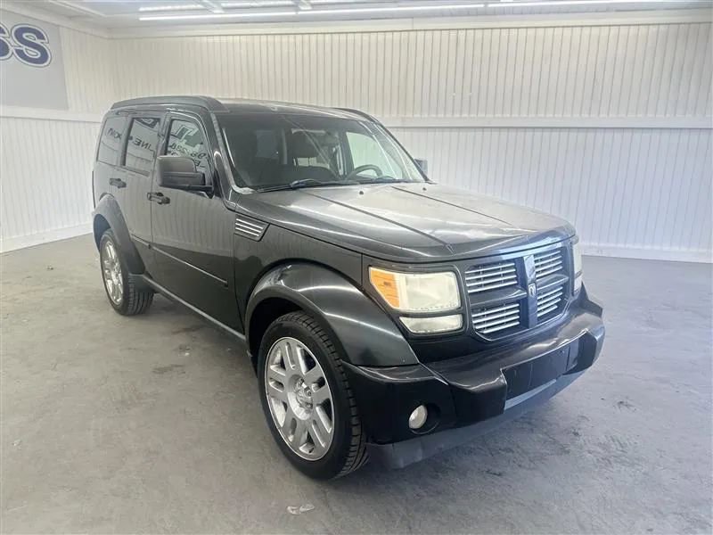 Used 2011 Dodge Nitro Heat w/ Popular Equipment Group image 4