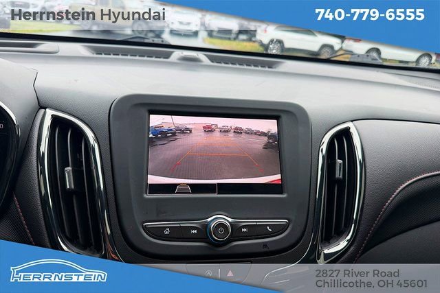 Used 2022 Chevrolet Equinox RS image 18