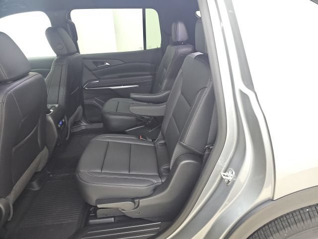 New 2026 Chevrolet Traverse LT w/ Driver Confidence Package FWD image 9