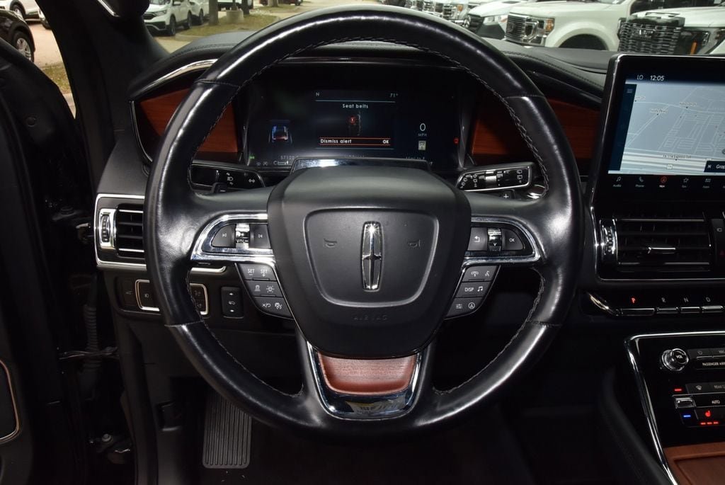 Used 2024 Lincoln Navigator L 4WD image 25