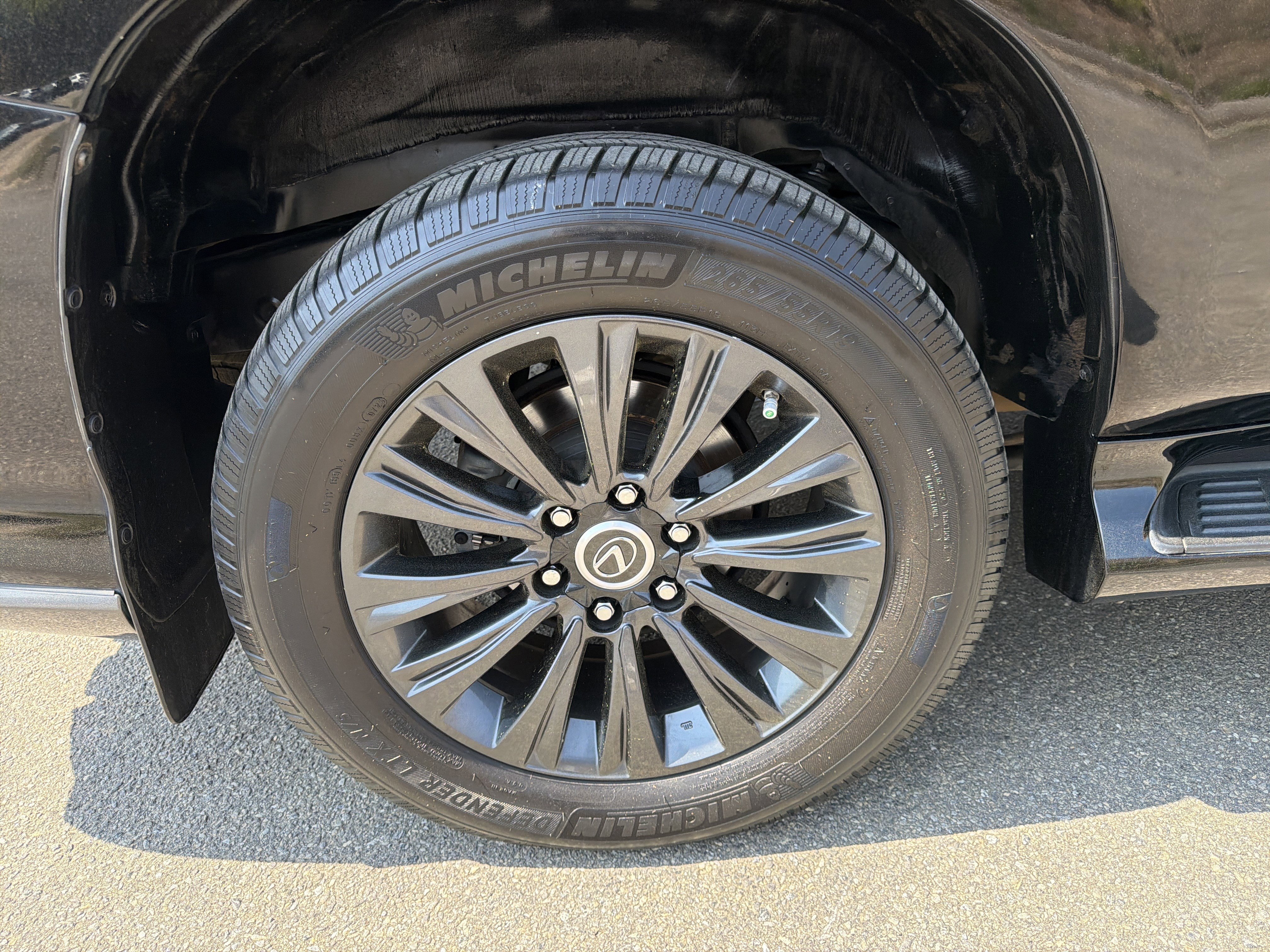 Used 2020 Lexus GX 460 Premium AWD/4WD image 17