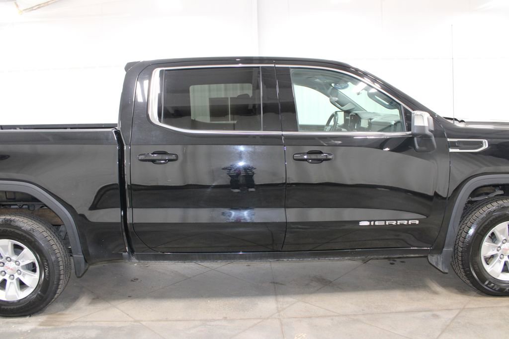 Used 2024 GMC Sierra 1500 SLE image 11