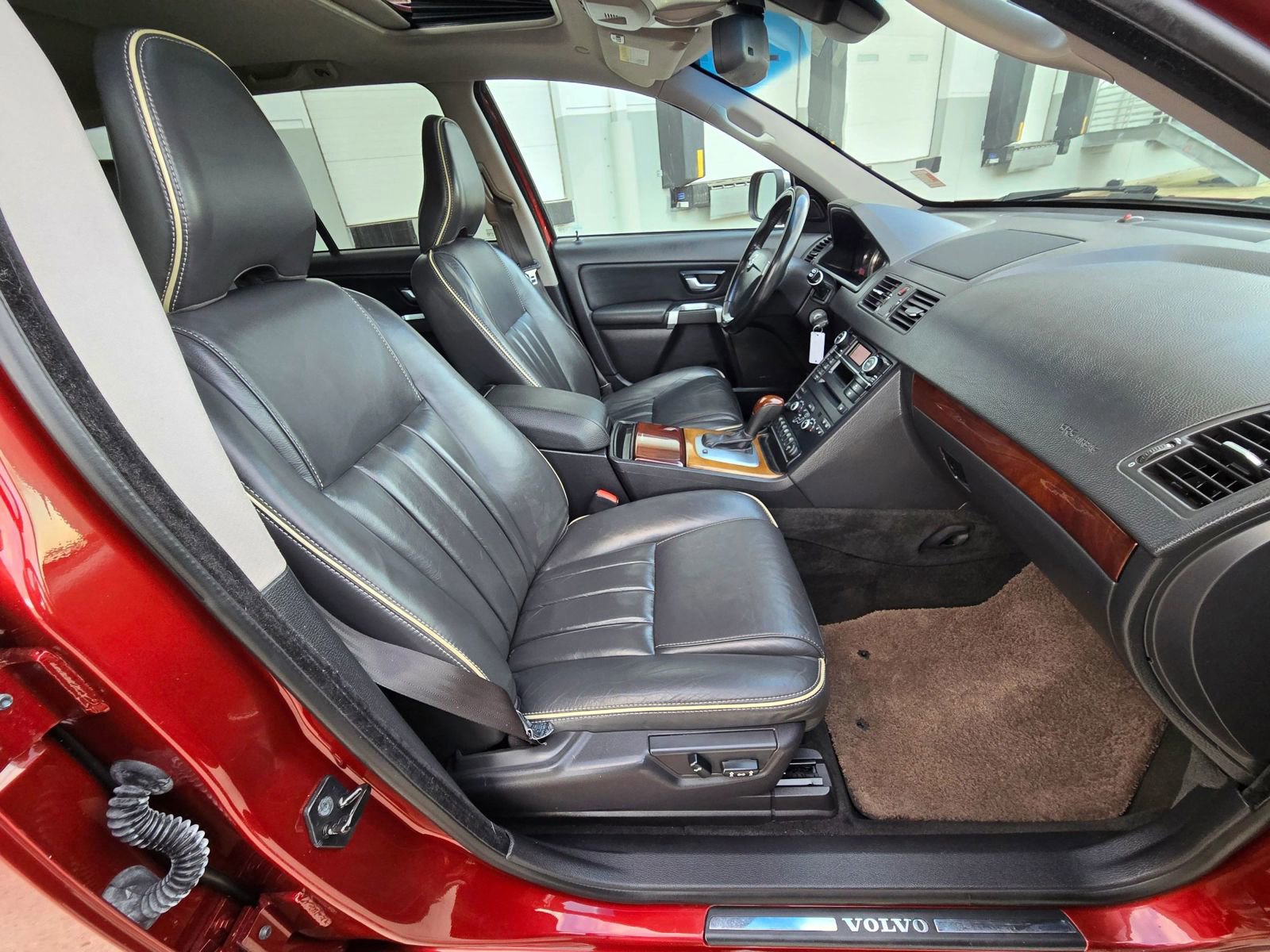 Used 2013 Volvo XC90 3.2 image 24