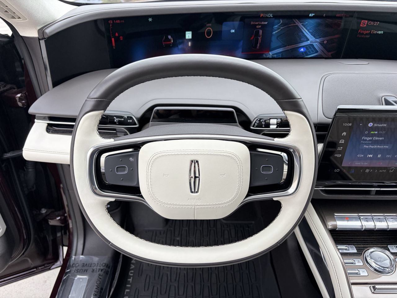 Used 2025 Lincoln Nautilus Black Label AWD/4WD image 23