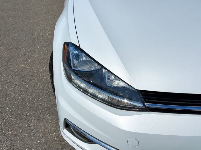 Used 2018 Volkswagen Golf SEL image 5
