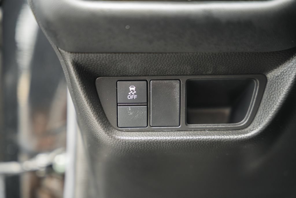 Used 2025 Honda HR-V Sport image 36