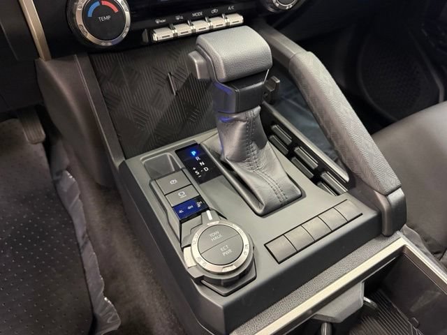 Certified 2026 Toyota Tacoma SR5 AWD/4WD image 16