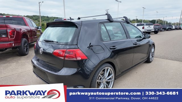 Used 2017 Volkswagen Golf R 4-Door AWD/4WD image 8