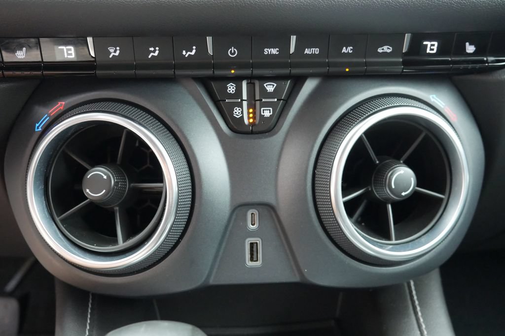 Used 2023 Chevrolet Blazer LT AWD/4WD image 12