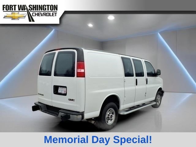 Used 2024 GMC Savana 2500 w/ Driver Convenience Package RWD image 5